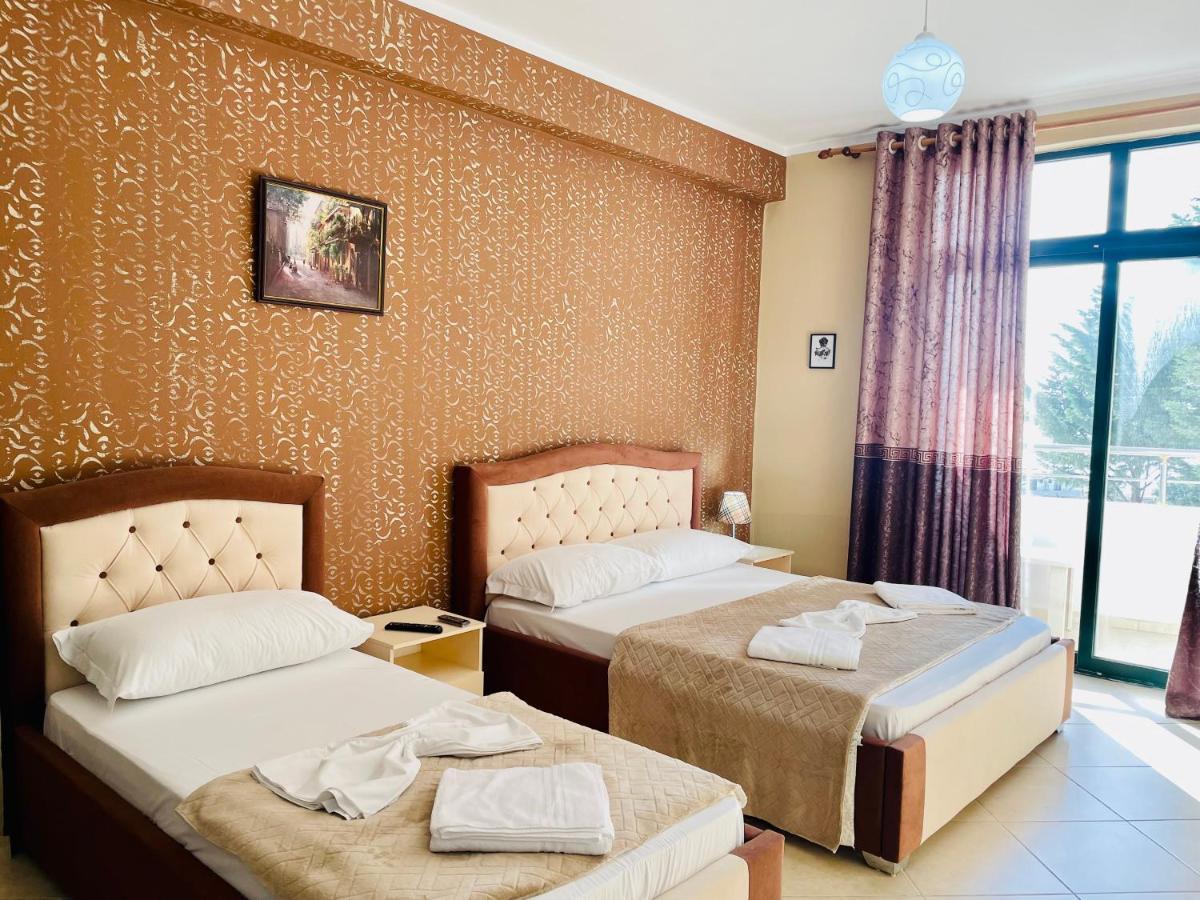 Vila3 Hotel Vlore Ngoại thất bức ảnh