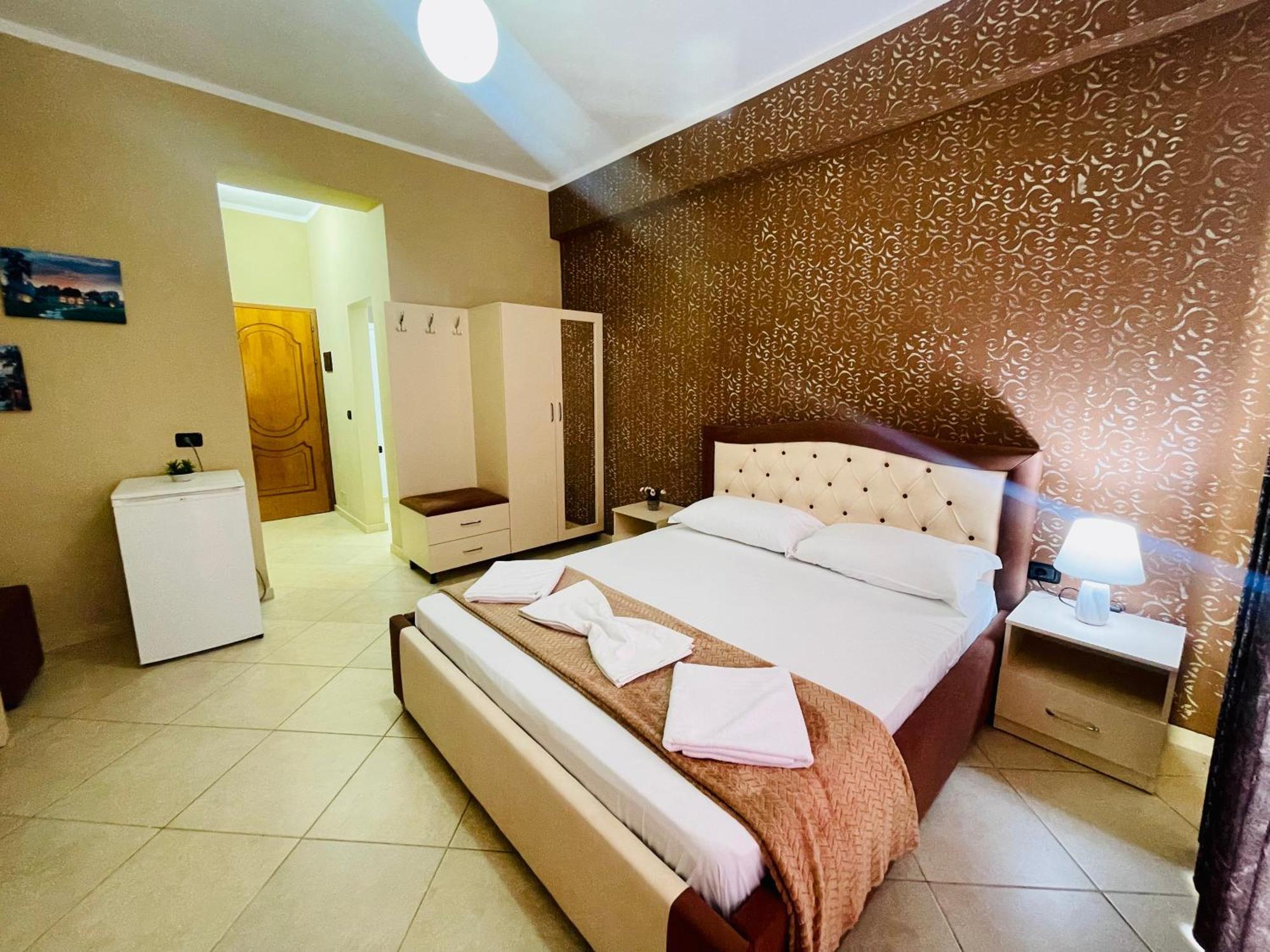 Vila3 Hotel Vlore Phòng bức ảnh