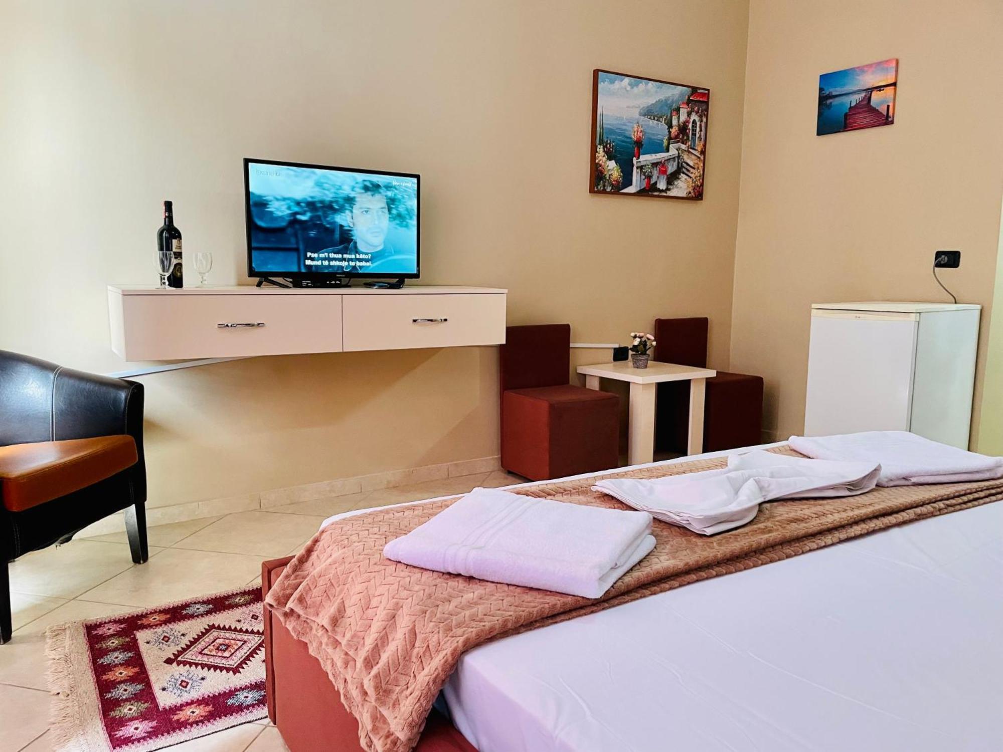 Vila3 Hotel Vlore Phòng bức ảnh