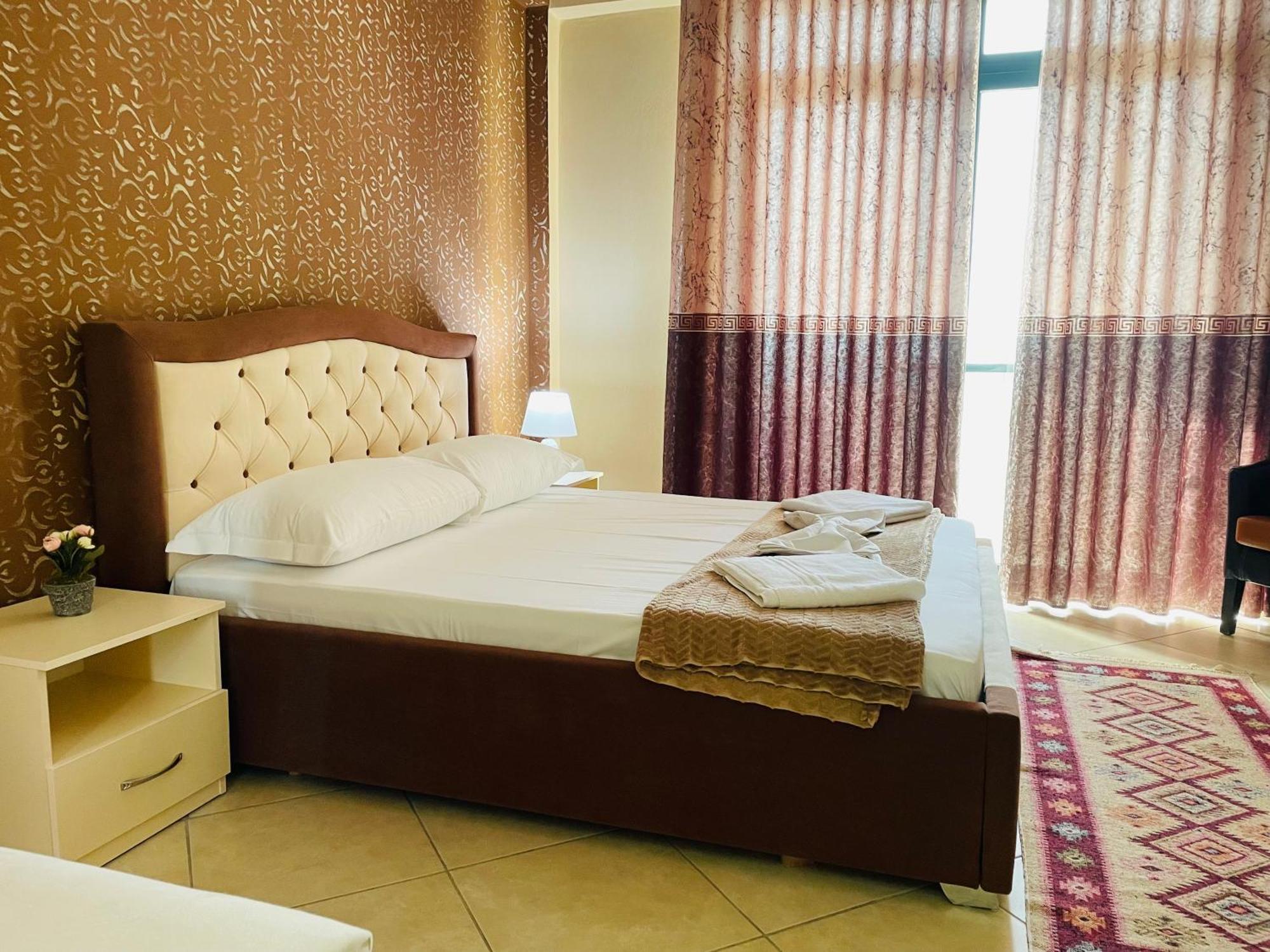 Vila3 Hotel Vlore Phòng bức ảnh